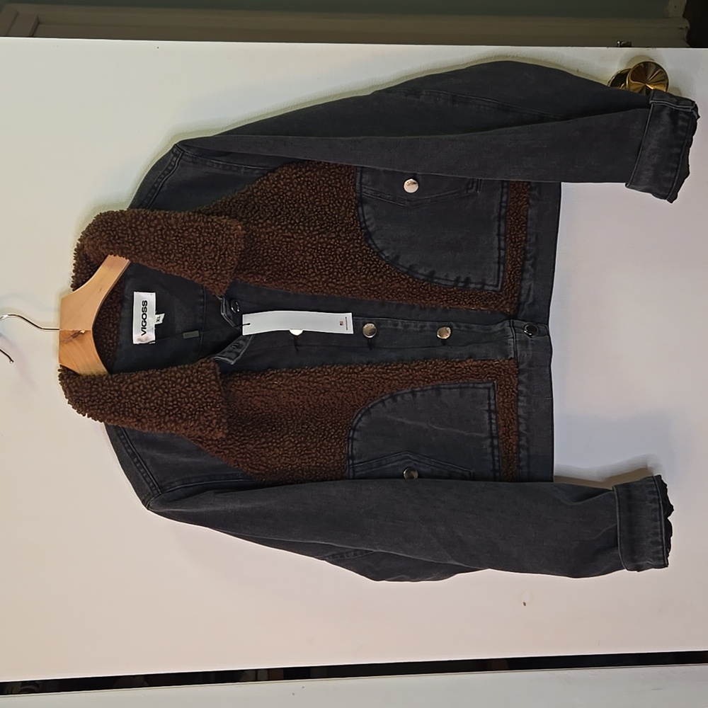 High-Pile Fleece Trim Trucker Jacket - Picture 5 of 10